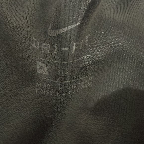 Nike Women’s Gray/White Dry Fit Shorts! - Picture 4 of 5